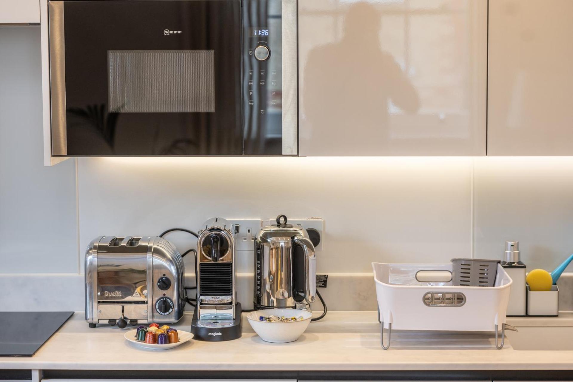 Modern, Stylish Newly Refurbished 2Nd Floor Apartment In Fitzrovia Londyn Zewnętrze zdjęcie